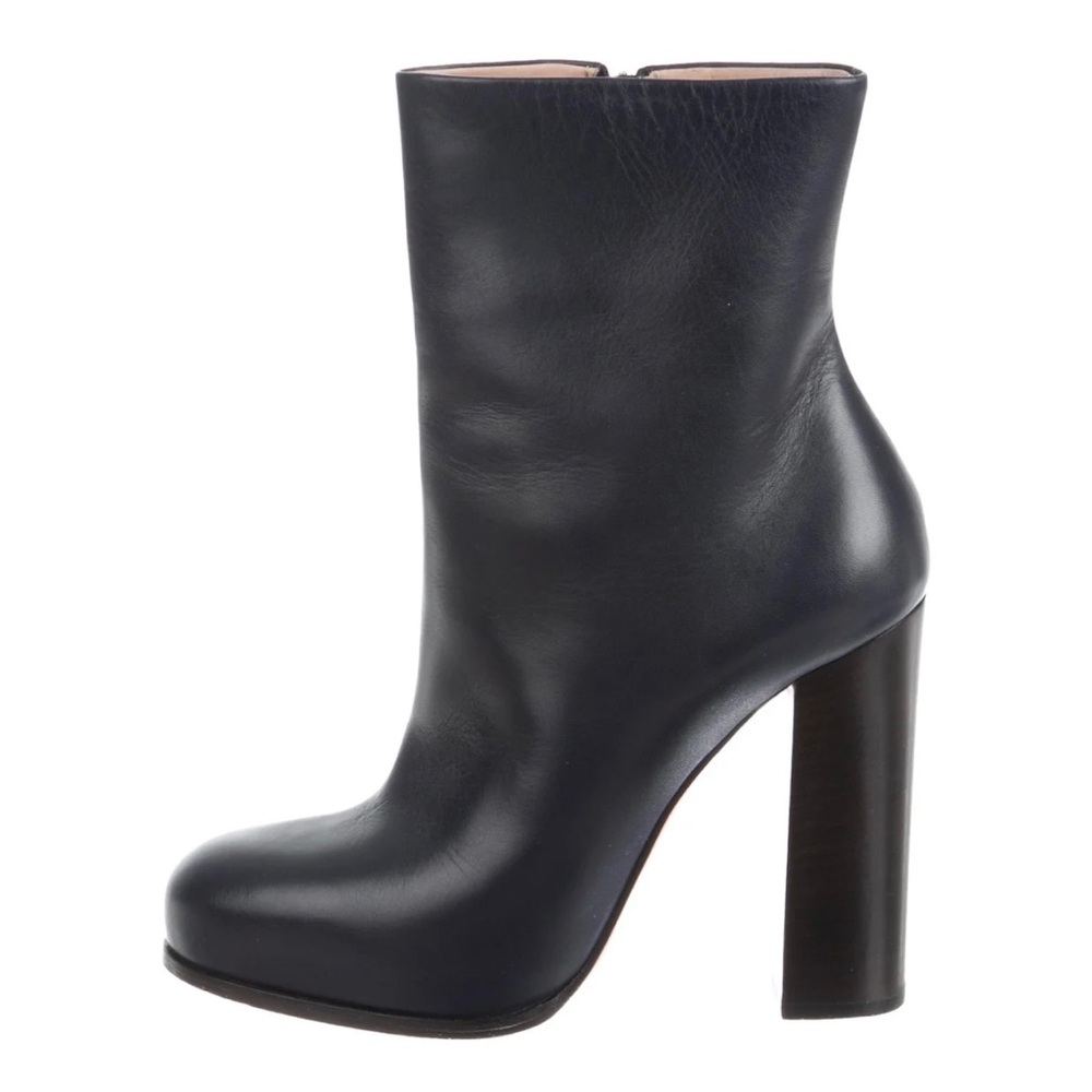 CELINE Leather Round-Toe Ankle Boots